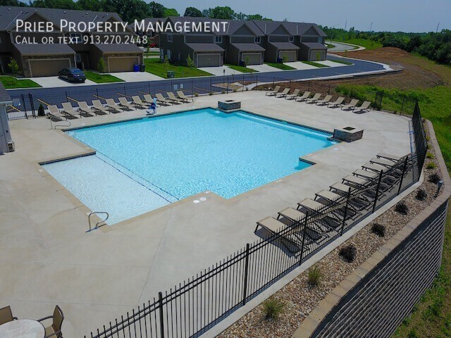 Building Photo - 21652 W 126th Terrace