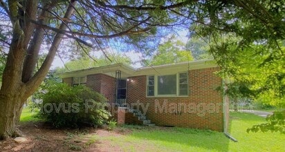 Building Photo - 507 Gordon St