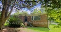 Building Photo - 507 Gordon St