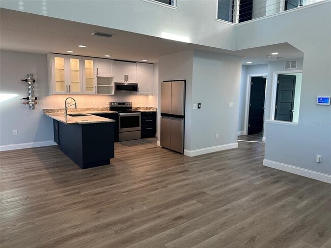 Building Photo - 7119 Fair Ln