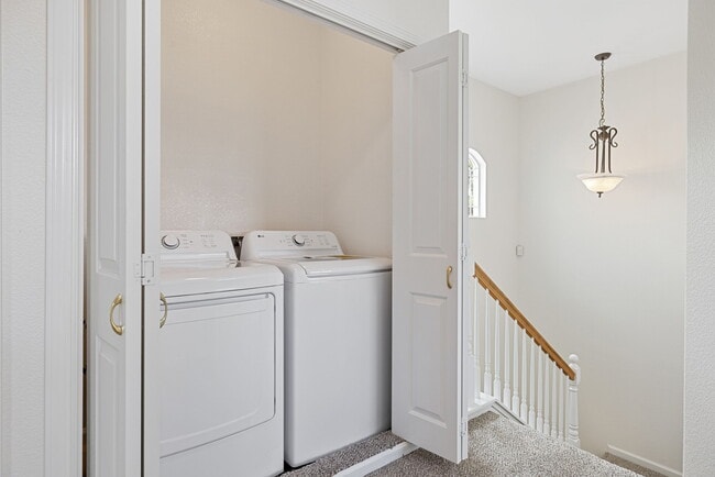 Building Photo - 9642 Lady Bird Ct