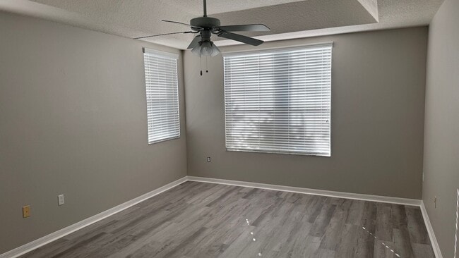 Building Photo - Updated 4/2.5 House with Garage in Turtle Creek of Saint Cloud