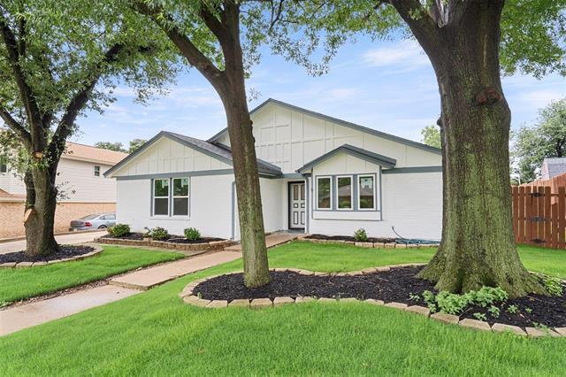 Primary Photo - 2024 Oakmeadow St