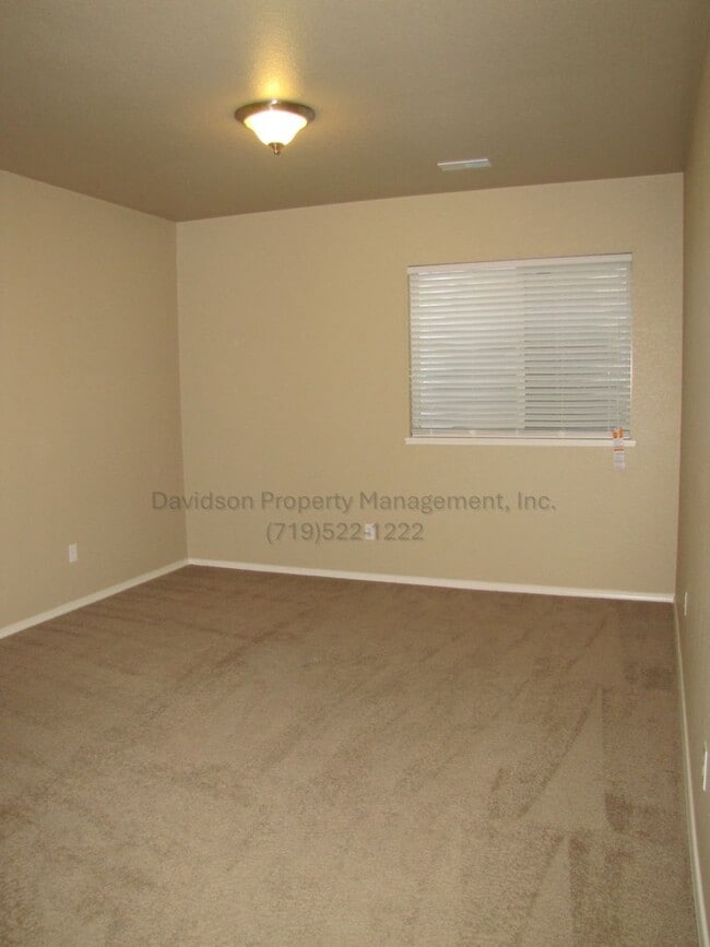 Building Photo - Stunning 4 Bedroom House in Wolf Ranch