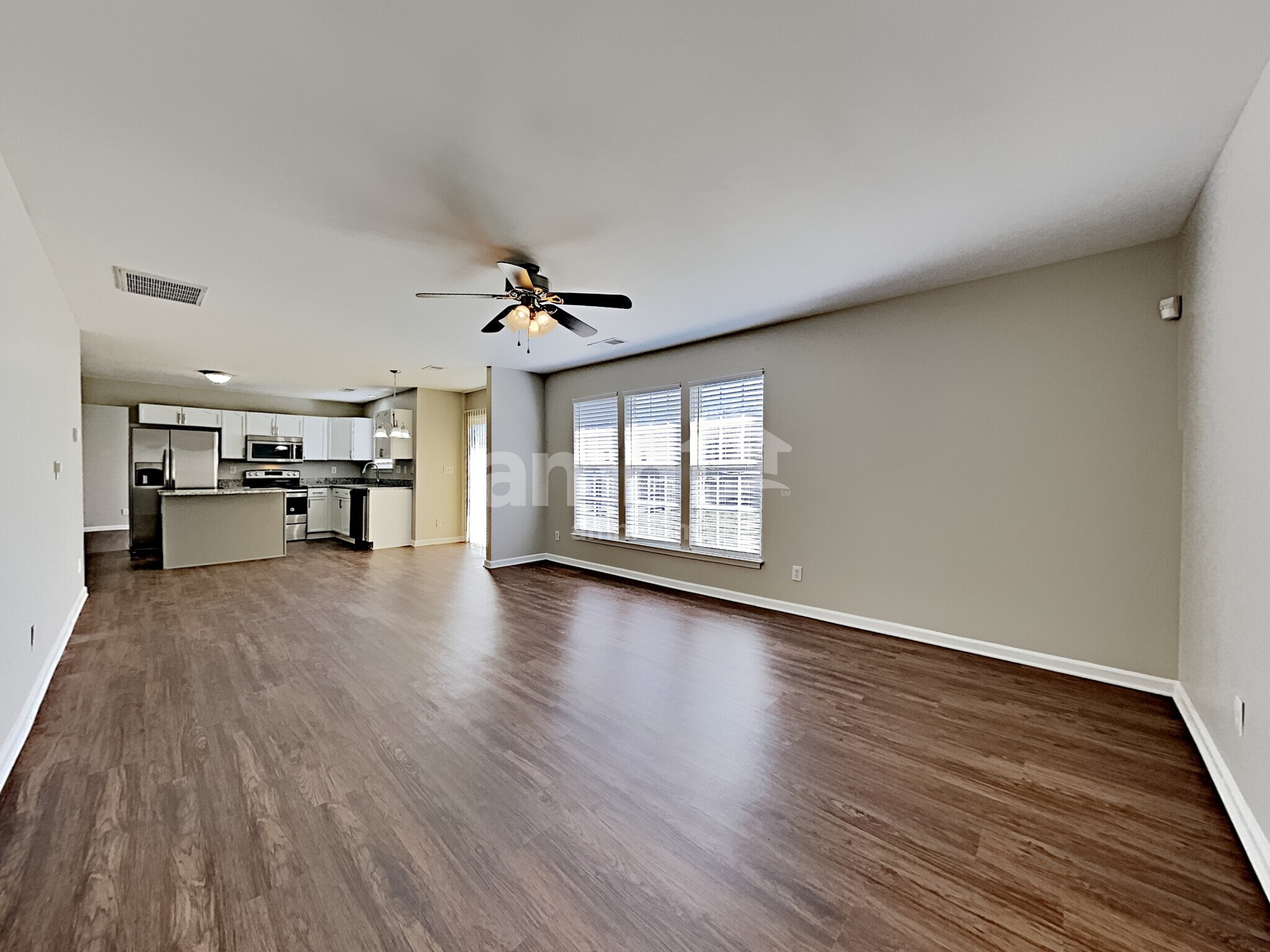 Building Photo - 113 Barrington Dr