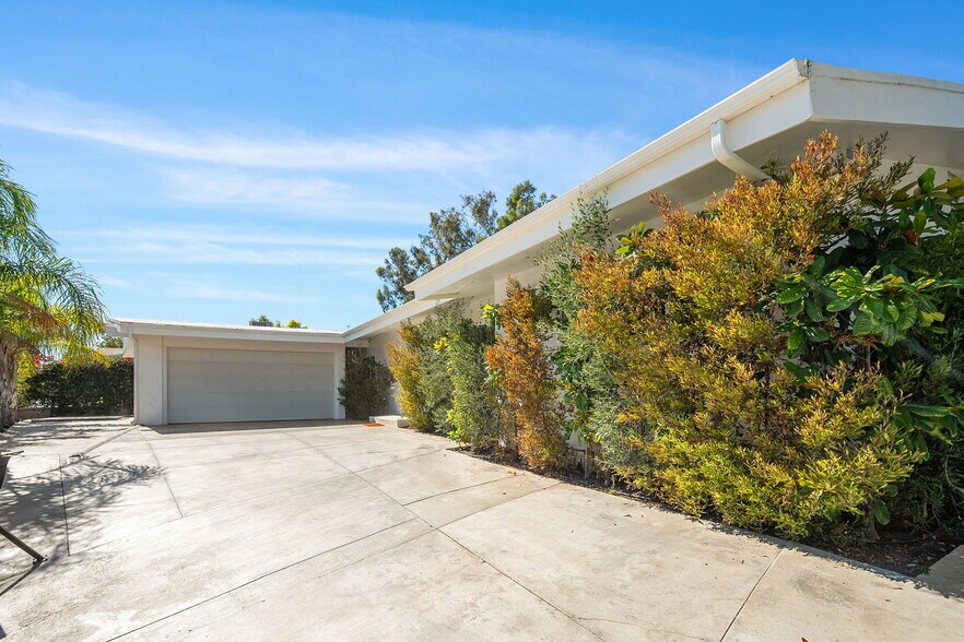 Building Photo - 1641 Tower Grove Dr