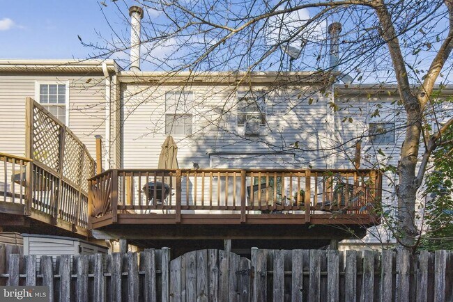 Building Photo - 5429 Quest Ct