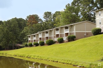 Building Photo - Willow Lake