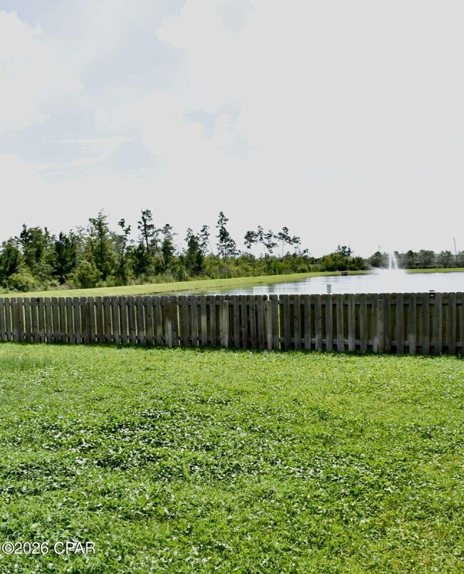 Building Photo - 806 Cason Dr