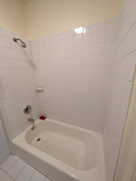 Bathroom - 7612 Park Ave