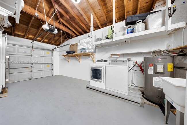 Building Photo - 5781 SW 25th St