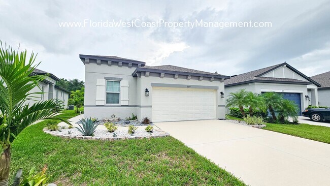 Primary Photo - OUTSTANDING SUMMERWOODS -PARRISH 3 BEDROOM...