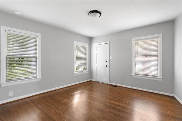 Building Photo - 6129 Reiger Ave