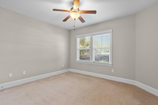 Building Photo - 2796 Palafox Ln