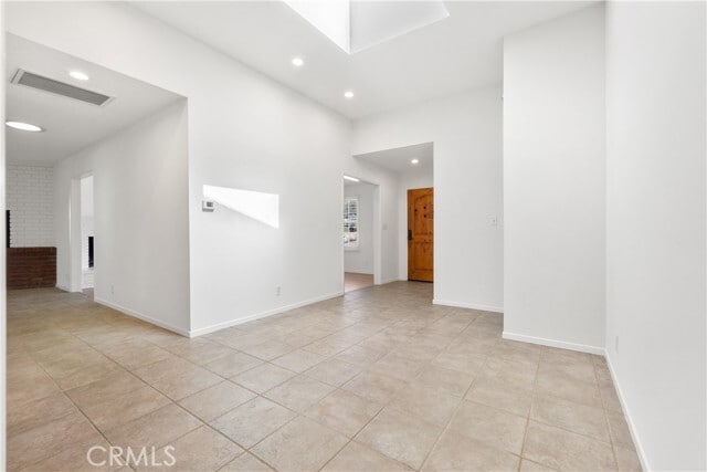 Building Photo - 425 Cll De Castellana
