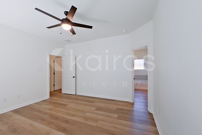 Building Photo - 102 Hendrix Rd