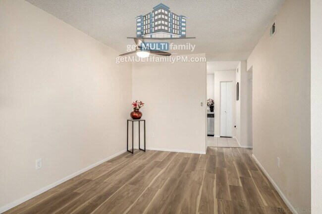 Building Photo - 11640 N 51st Ave