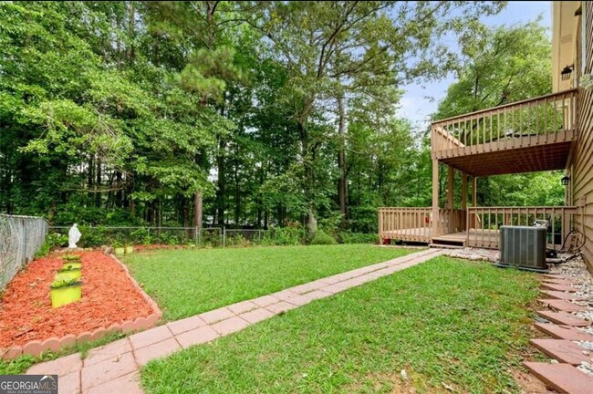 Building Photo - 3049 Heathgate Ct