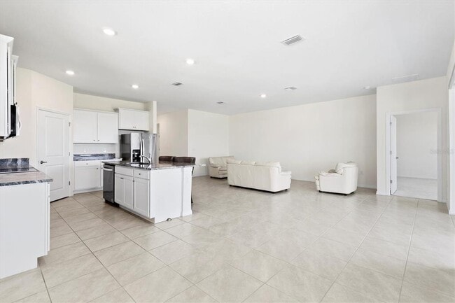 Building Photo - 8022 Penrose Pl