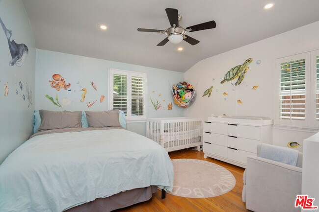 Building Photo - 5146 Topanga Canyon Blvd