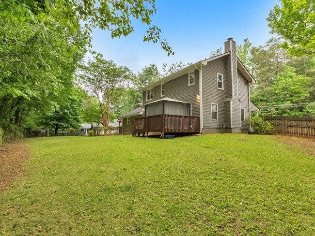 Building Photo - 2980 Hembree Rd NE