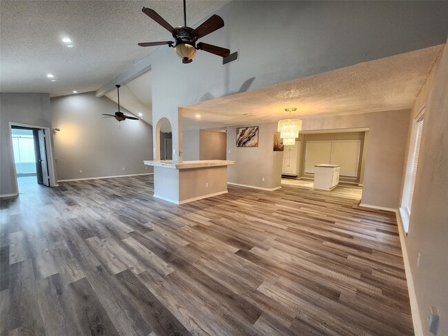 Building Photo - 12239 Kleinmeadow Dr