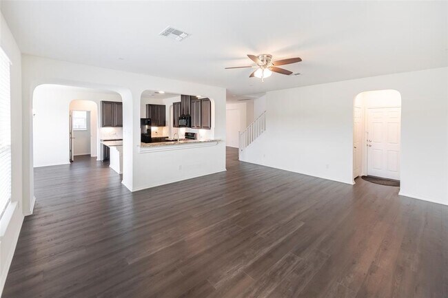 Building Photo - 1101 Arbor Acres Loop