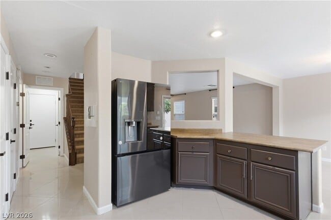 Building Photo - 10847 Iona Island Ave