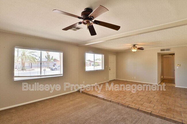 Building Photo - 331 W Pinon Ave