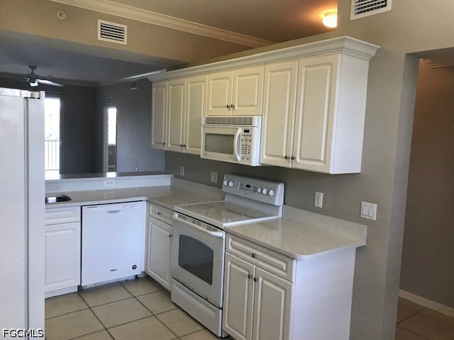 Building Photo - 8570 Kingbird Loop