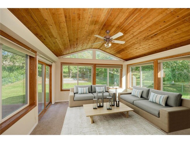 Building Photo - 8106 Dakota Ln