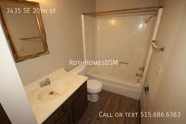 Building Photo - 3435 SE 20th St