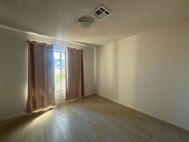 Building Photo - 2615 WEST AVENUE J-8