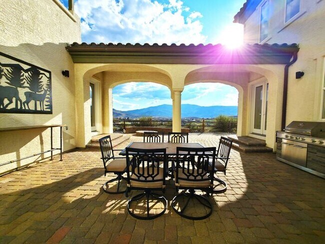 Building Photo - First Month Free – Executive Somersett Home Offered Furnished or Unfurnished with Panoramic Views...