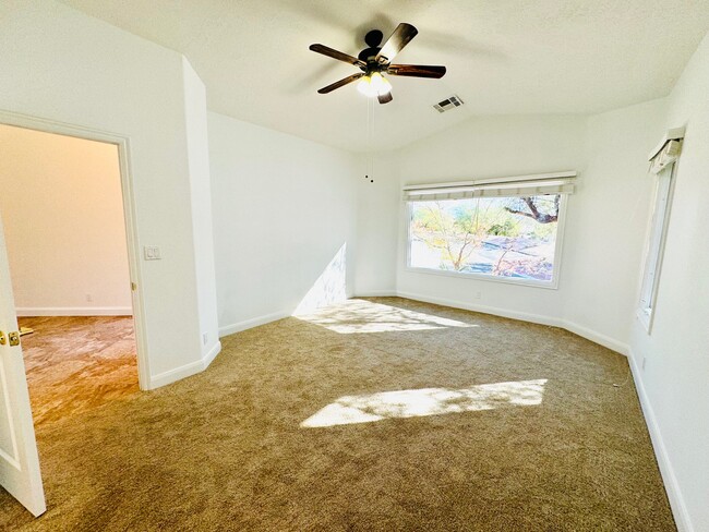 Main Bedroom - 589 Summit Ct