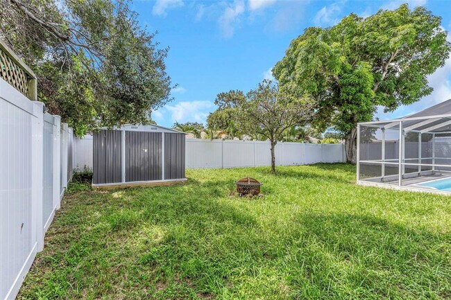 Building Photo - 6842 62nd Ave N