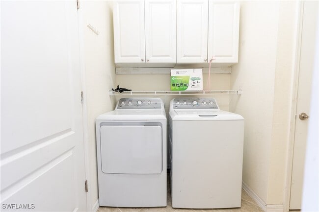 Building Photo - 3669 Crimson Ln