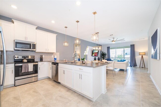 Building Photo - 8861 Cabot Cliffs Dr