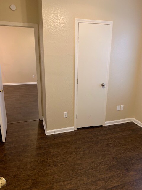 Building Photo - 3003 Whisper Oaks Ln