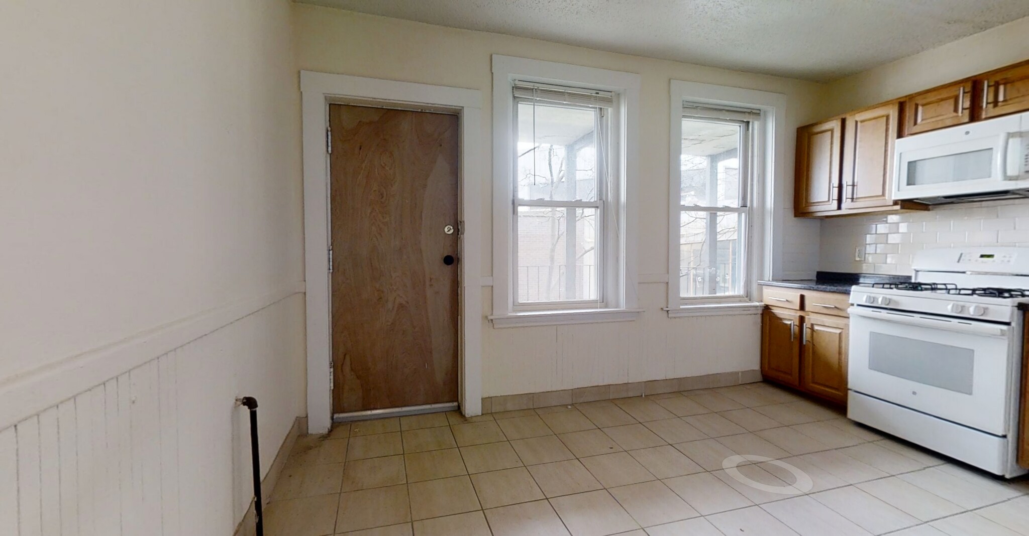 Building Photo - 5 Barrows St