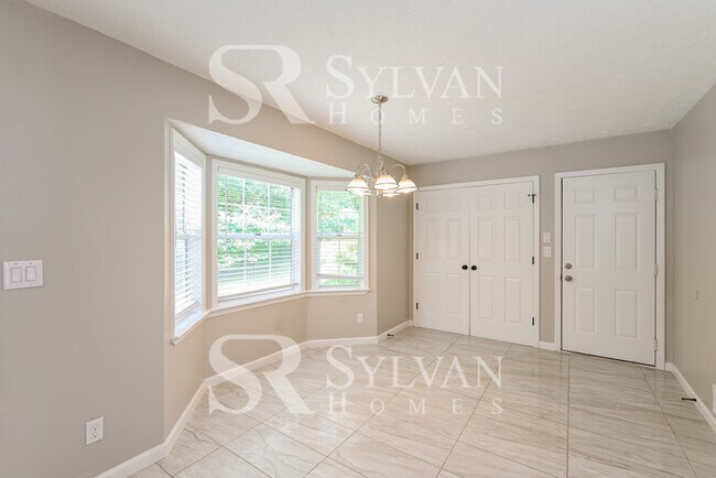 Building Photo - Prepare to fall in love with this 4 bedroom, 2.5 bathroom home