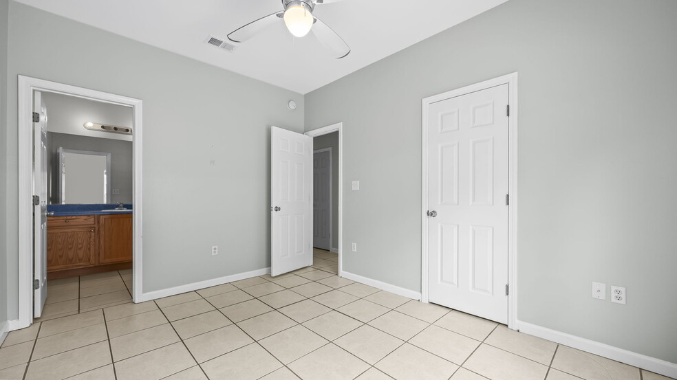 Master - 601 S Cedar St