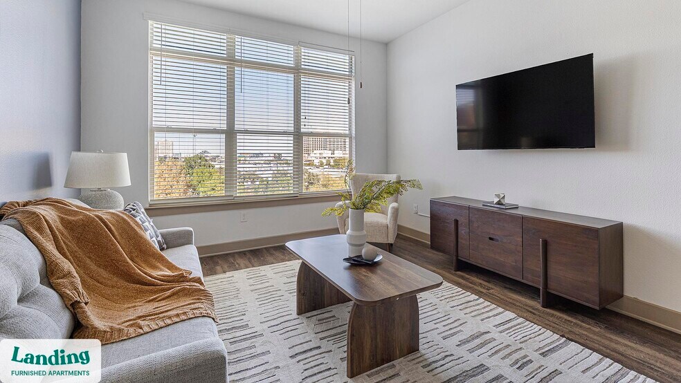 Building Photo - 5005 Galleria Dr