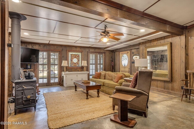 Building Photo - 411 Wiggins Rd