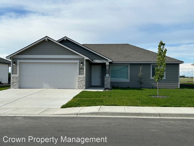 Primary Photo - 3 br, 2 bath House - 10501 Chinook Dr.