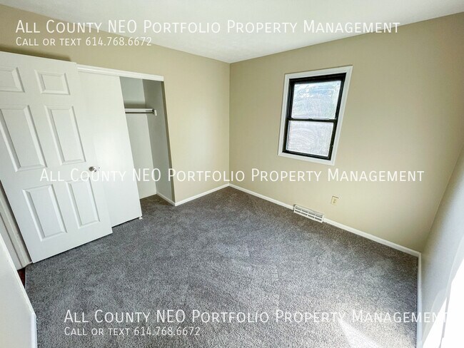 Building Photo - 6345 Birchview Dr S