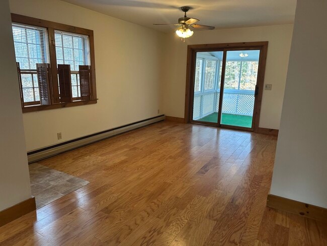 Building Photo - 108 S Bennington Rd