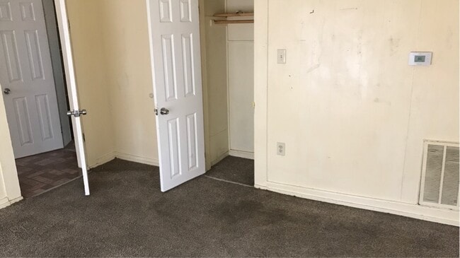 Building Photo - 136 LA-147