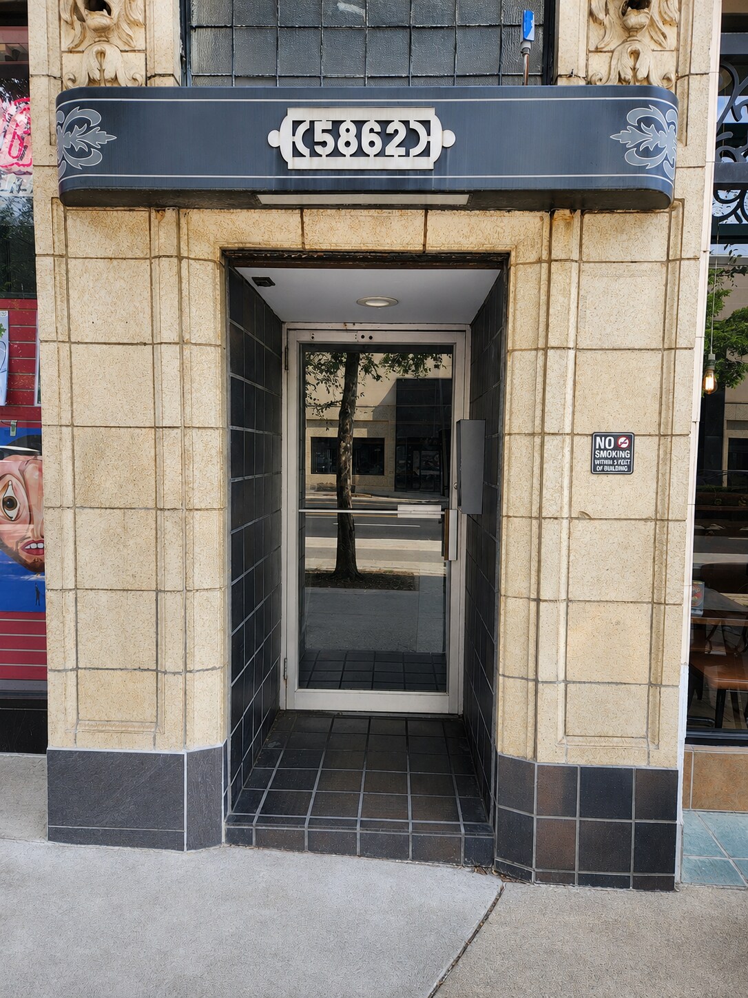 Building Photo - 5862 Forbes Ave