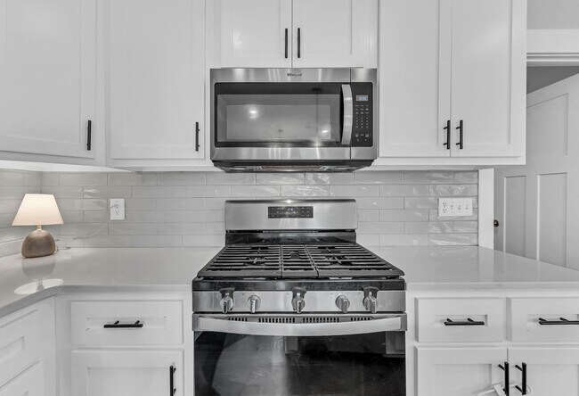 Building Photo - 904 Frog Gip Pond Ct